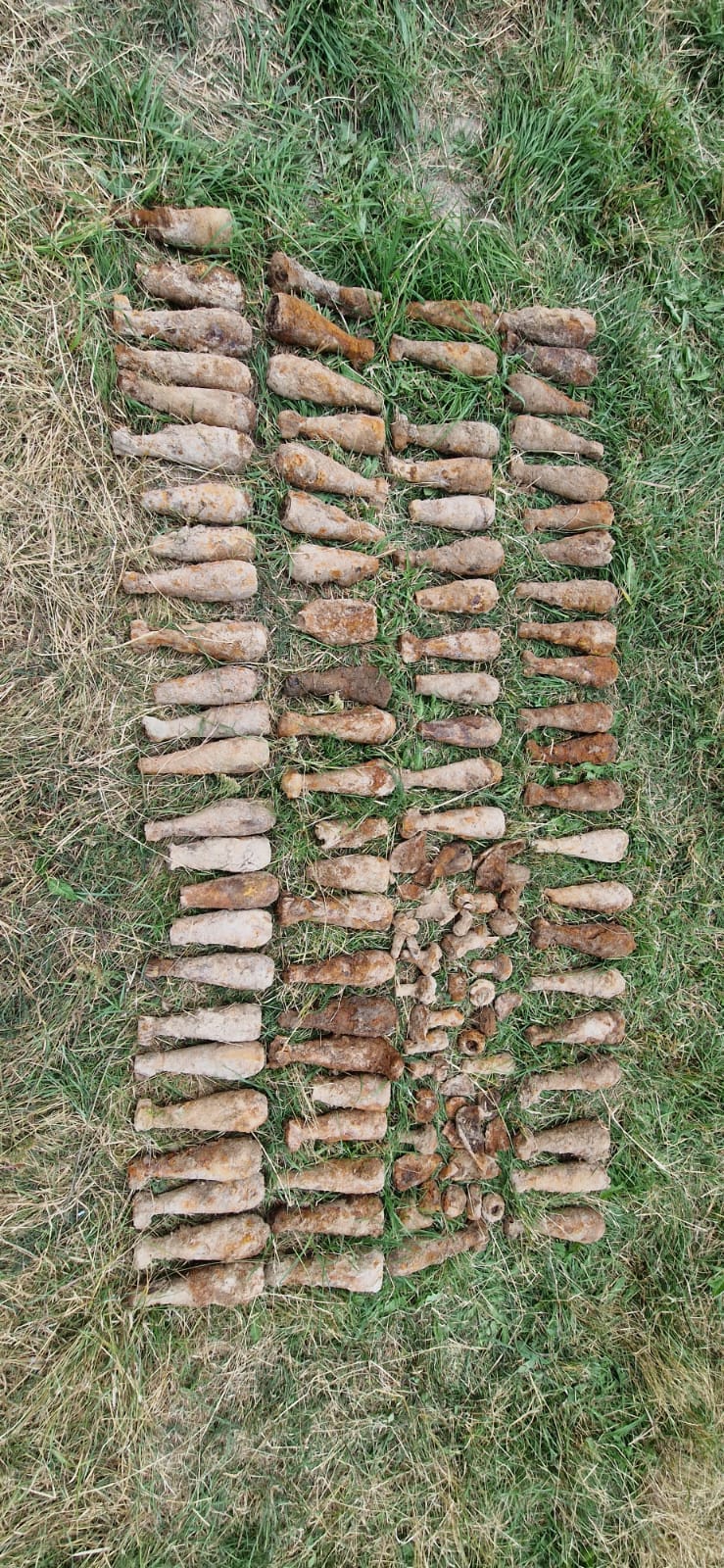 82 aknavető gránátot találtak Újtusnád határában